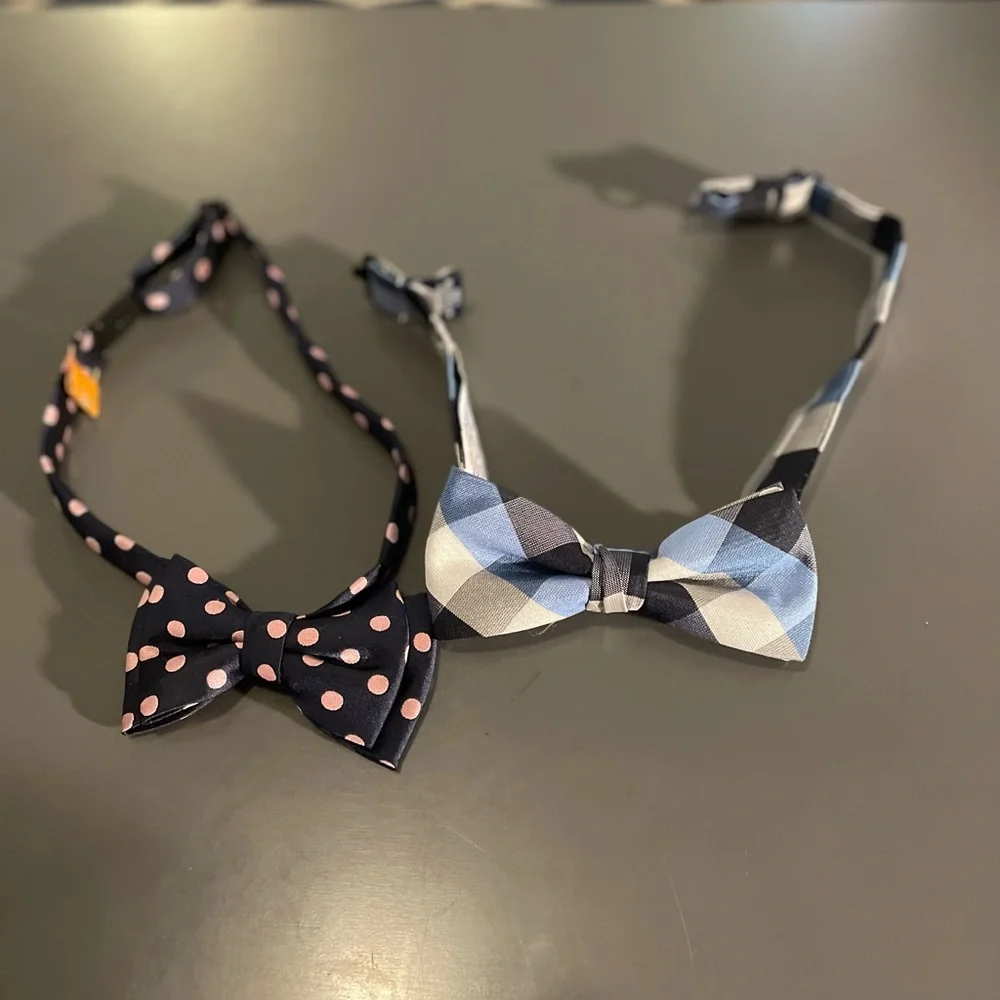 Bow ties boys ages 4-7 lot of 2